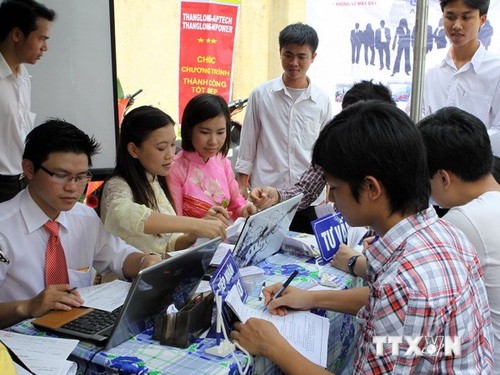Measures needed to balance the labor market - ảnh 1